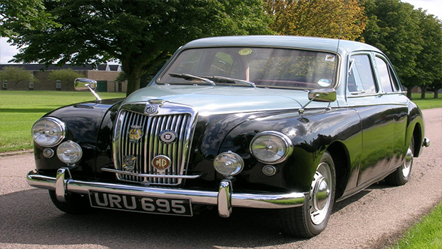 Ian's 1957 MG Magnette ZB Varitone This car was purchased in 1980. I restored it over several years including a bare metal re-spray. In 2000